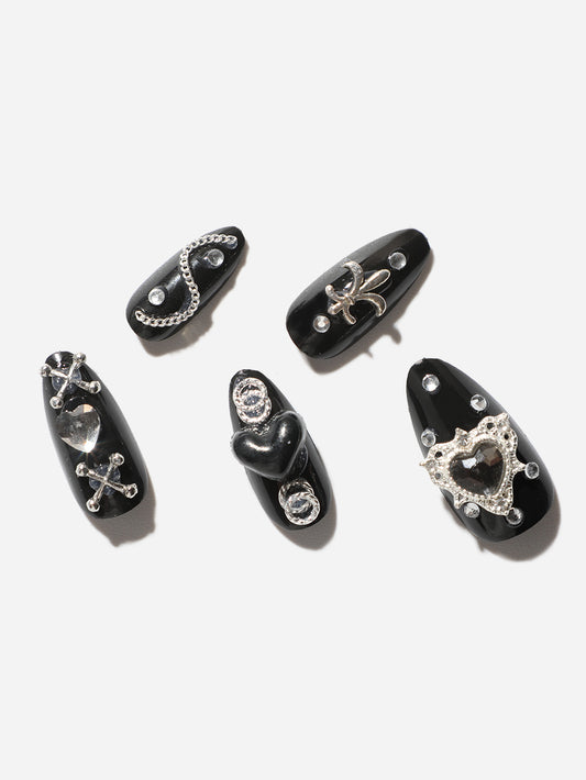Black Heart Press-On Nails